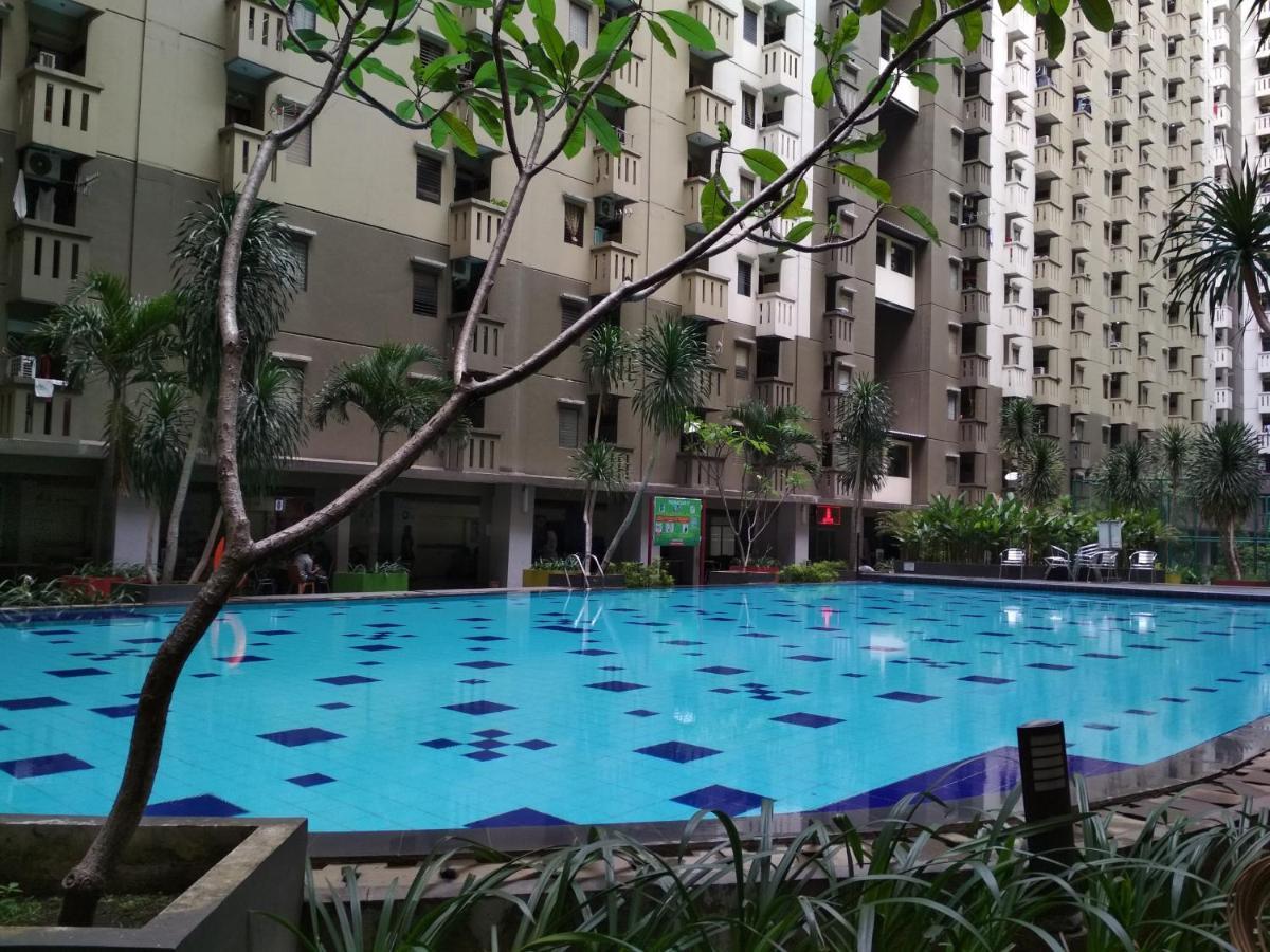 Pleasant 2br At Gateway Ahmad Yani By Travelio