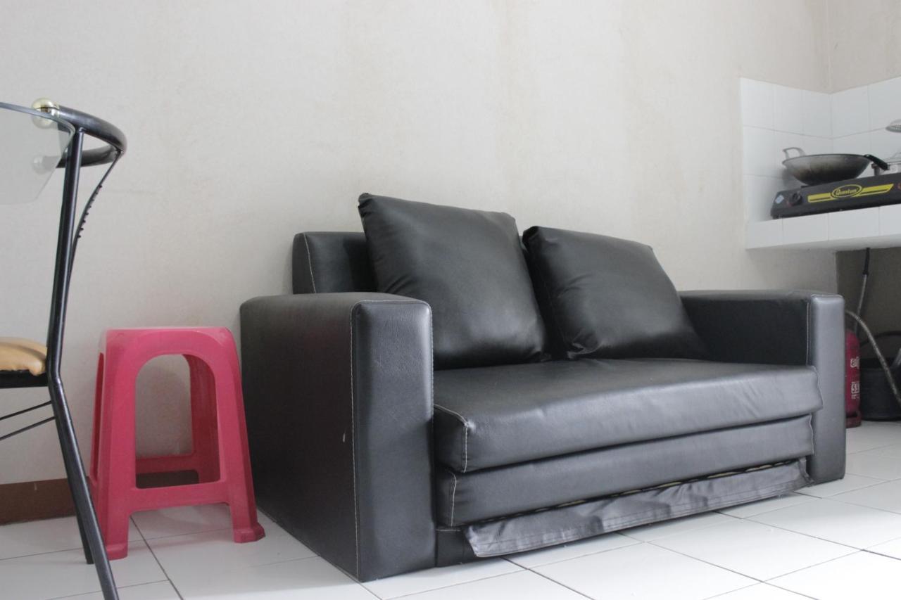 Pleasant 2br At Gateway Ahmad Yani By Travelio