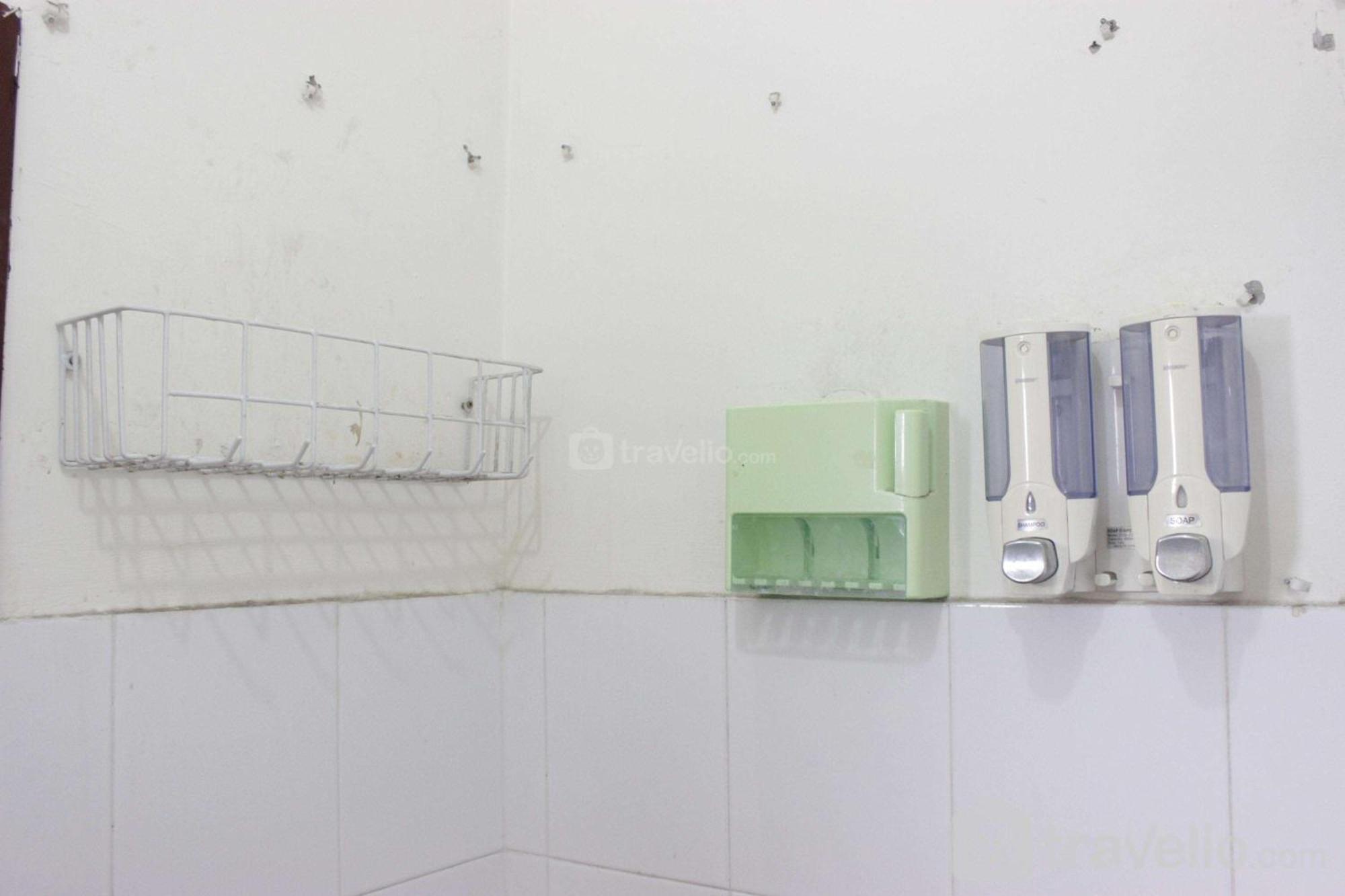 Apartemen Pleasant 2br At Gateway Ahmad Yani By Travelio