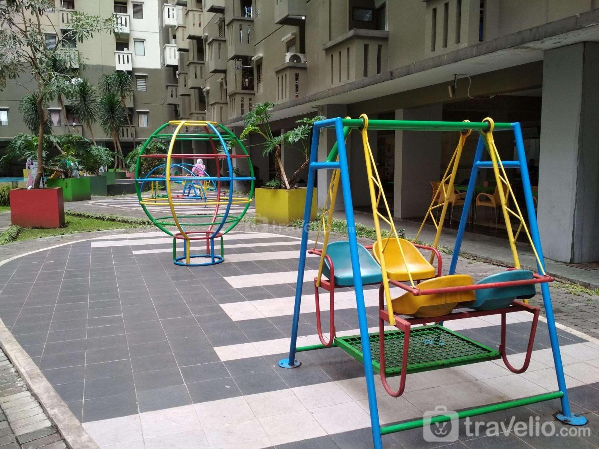 Apartemen Pleasant 2br At Gateway Ahmad Yani By Travelio *